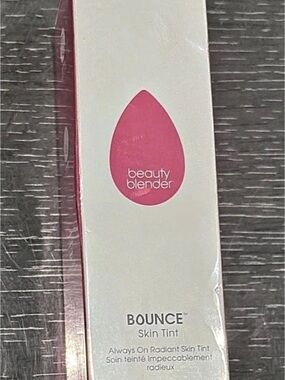 beautyblender Bounce Skin Tint Skin Tint Deep 4 NWT